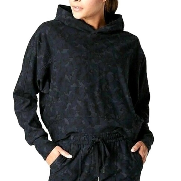 Athleta Sweaters - Athleta Cropped camouflage hoodie (s)